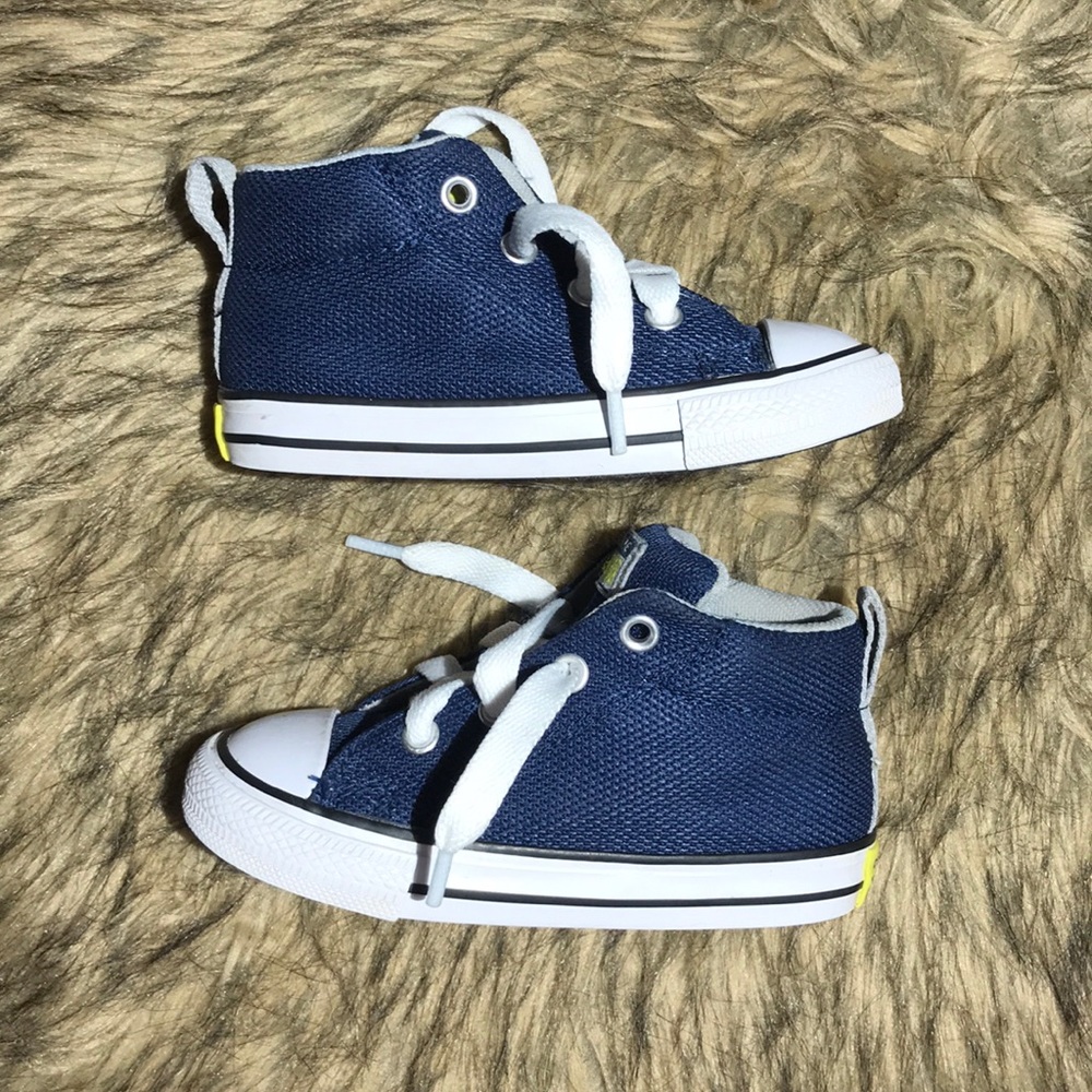 Converse All Star Sneakers. Toddler Boy Size 7k